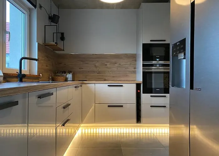 公寓 Likehome Gemuetliches Im Haus, Hasenfelder Weg 15 In Heinersdorf *